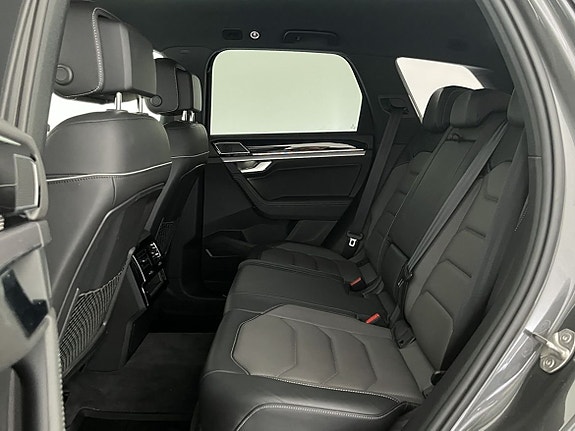 Volkswagen Touareg 20 of 27