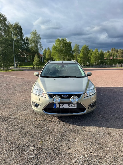 Ford Focus 9 of 11