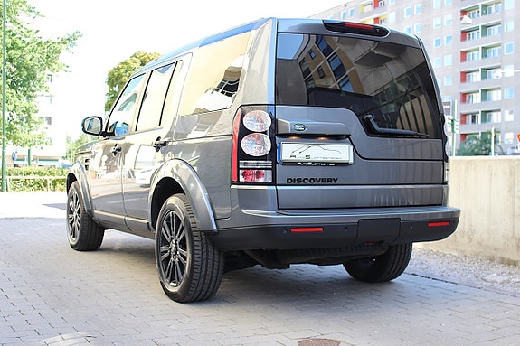 Land Rover Discovery 3 of 5