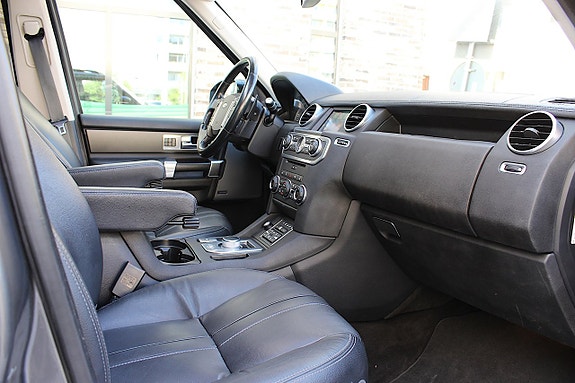 Land Rover Discovery 4 4 of 5