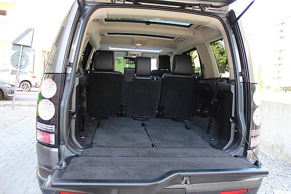 Land Rover Discovery 4 17 of 30