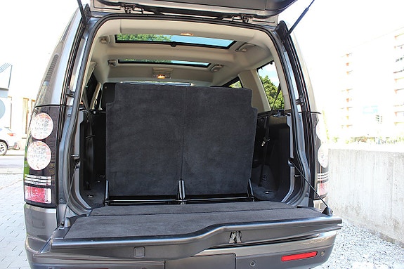 Land Rover Discovery 4 16 of 30
