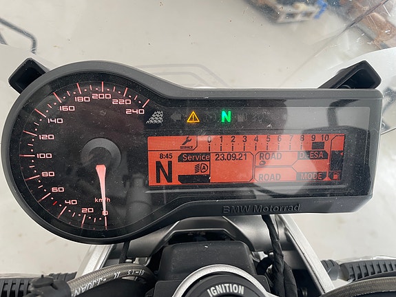 BMW R 1200 R 5 of 5