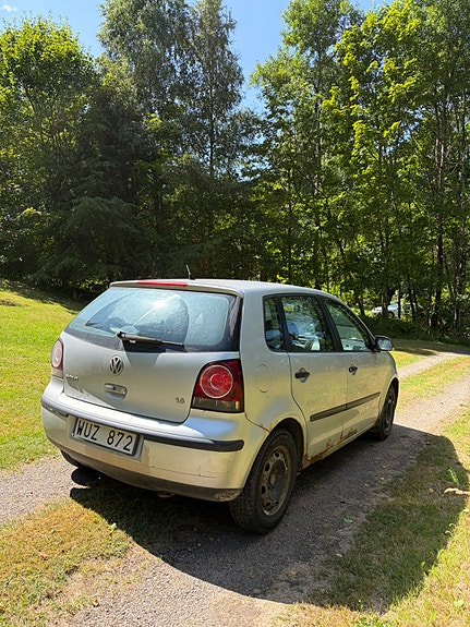 Volkswagen Polo 3 of 5