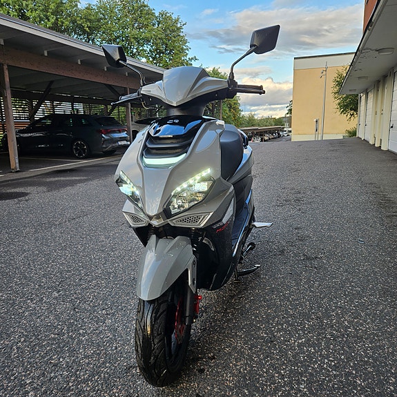 Motocr Comet Sp 3 of 7