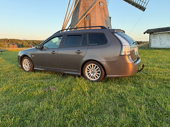 Saab 9-3 2 of 5