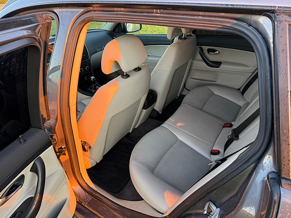 Saab 9-3 7 of 9
