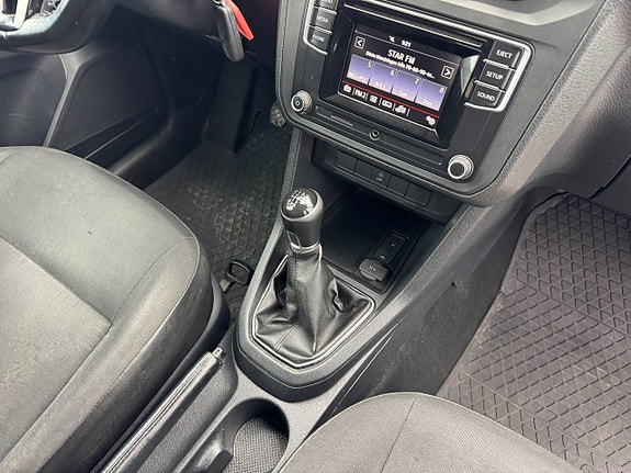 Volkswagen Caddy Maxi 12 of 20