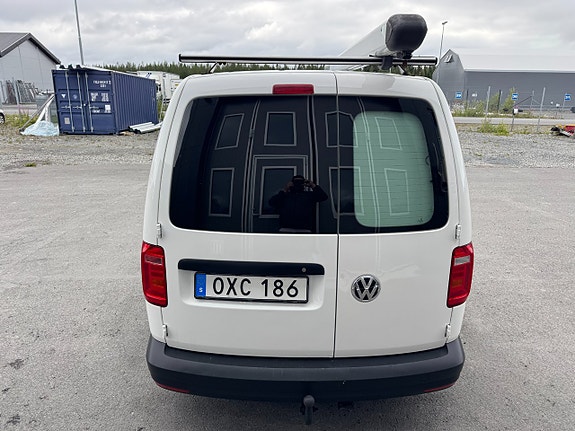 Volkswagen Caddy Maxi 4 of 5
