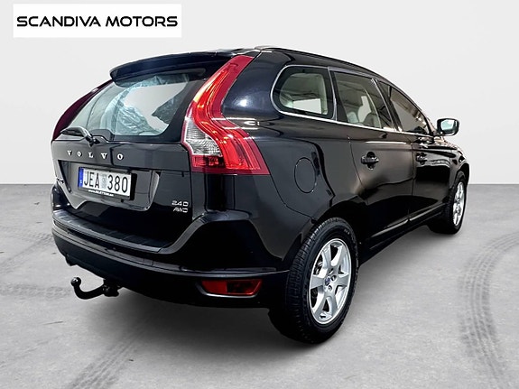 Volvo XC60 9 of 21