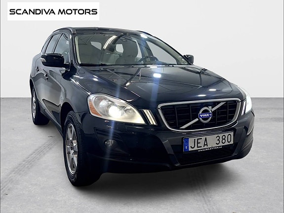 Volvo XC60 5 of 21