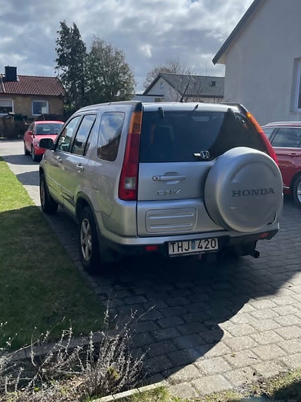 Honda CR-V 2 of 4