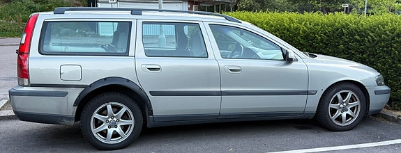 Volvo V70 6 of 7