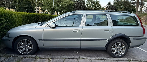 Volvo V70 7 of 7