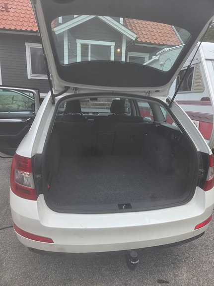 Skoda Octavia 6 of 6