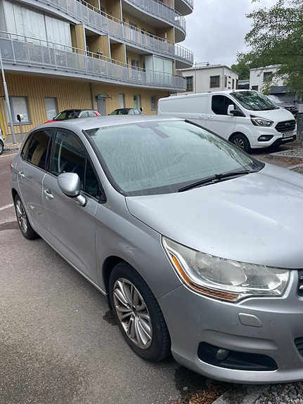 Citroen C4 4 of 5