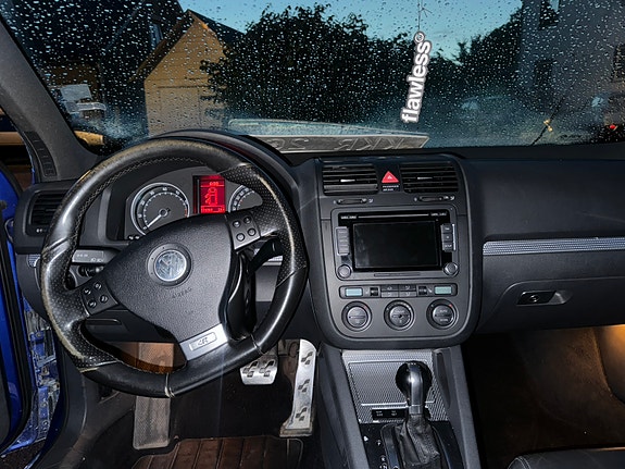 Volkswagen Golf V 6 of 8