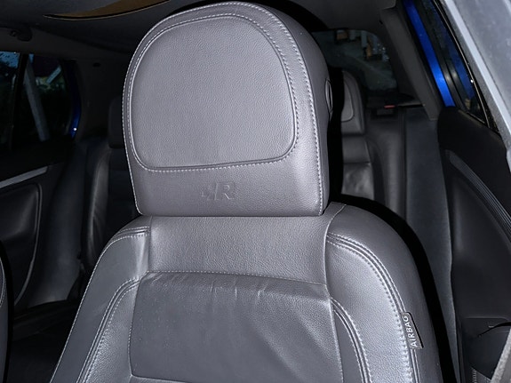 Volkswagen Golf V 8 of 8
