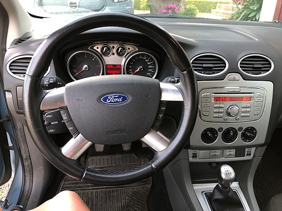 Ford Focus 3 of 5