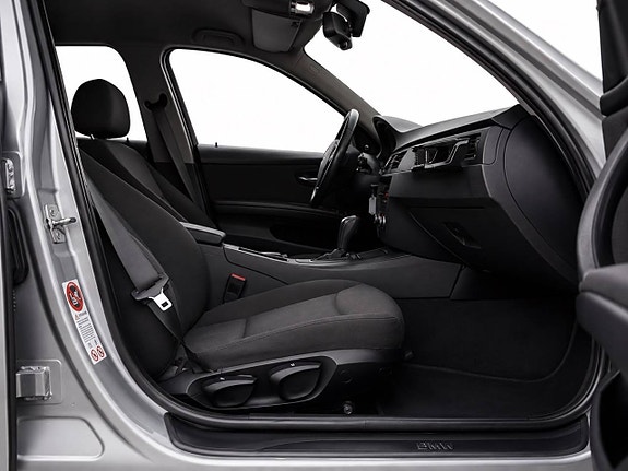 BMW 318d 8 of 8