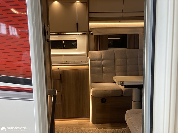 Kabe Novum Compact 720 LXL / 3500 kg B -körkort 3 of 18