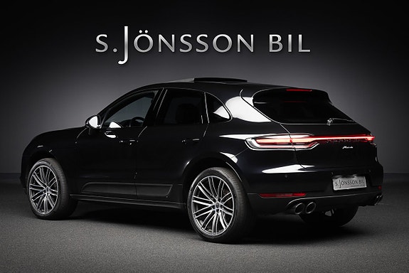 Porsche Macan 2 of 5
