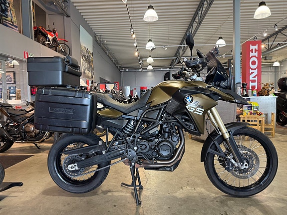 BMW F800GS 2 of 5