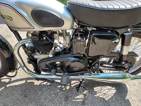 Norton Dominator 3 of 4