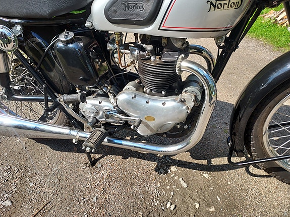 Norton Dominator 4 of 4