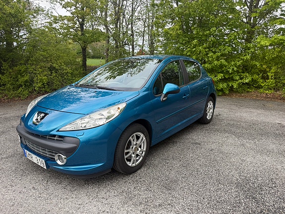 Peugeot 207 2 of 6