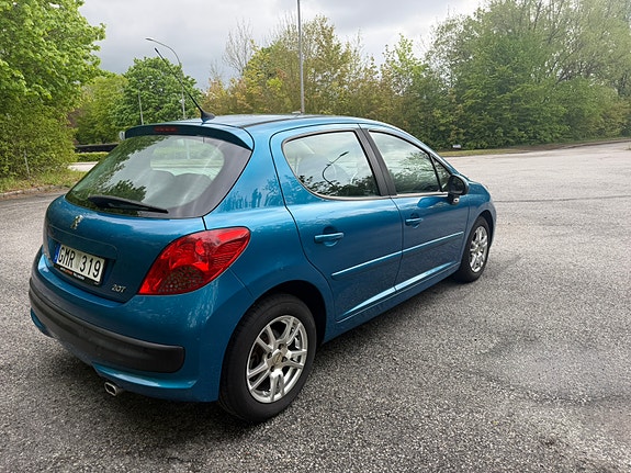 Peugeot 207 4 of 6