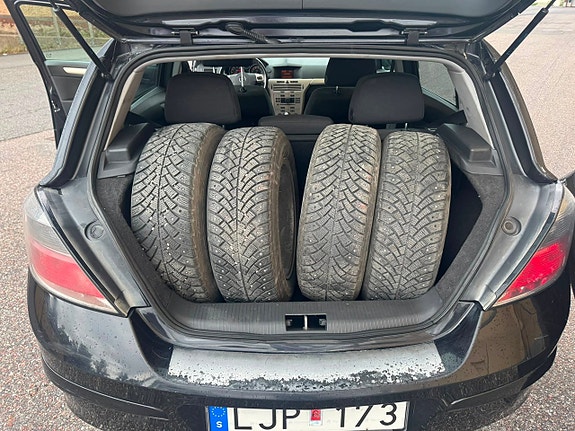 Opel Astra 6 of 7