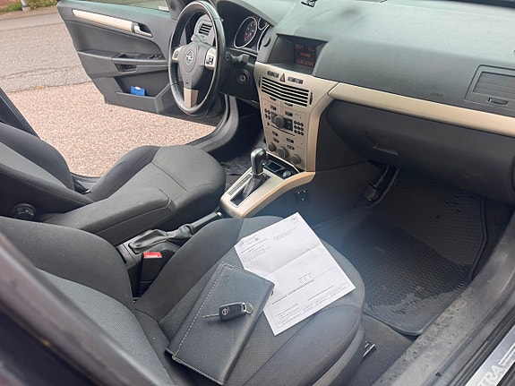 Opel Astra 7 of 7