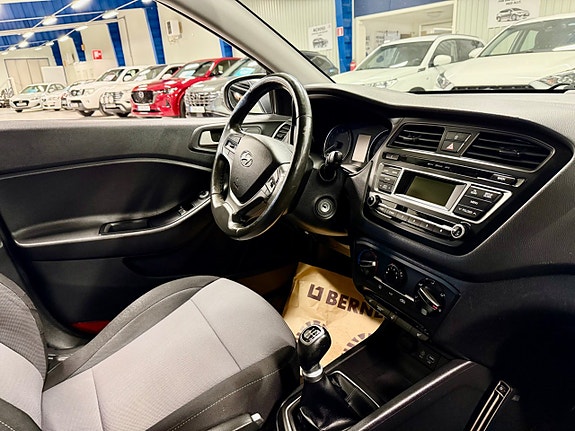 Hyundai i20 5 of 5