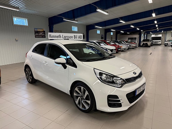 Kia Rio 2 of 5