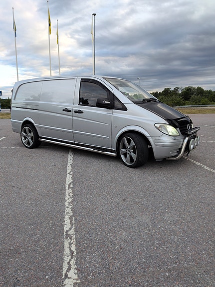 Mercedes-Benz Vito 111 6 of 19