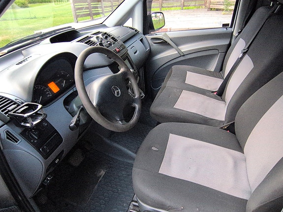 Mercedes-Benz Vito 111 16 of 19