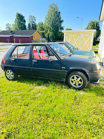 Renault 5 6 of 6