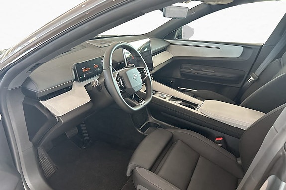 Polestar 4 11 of 30