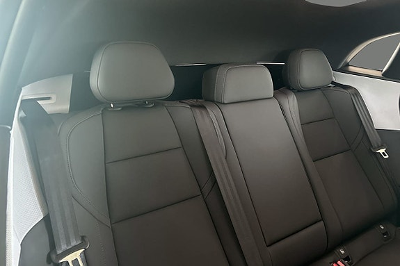 Polestar 4 15 of 30