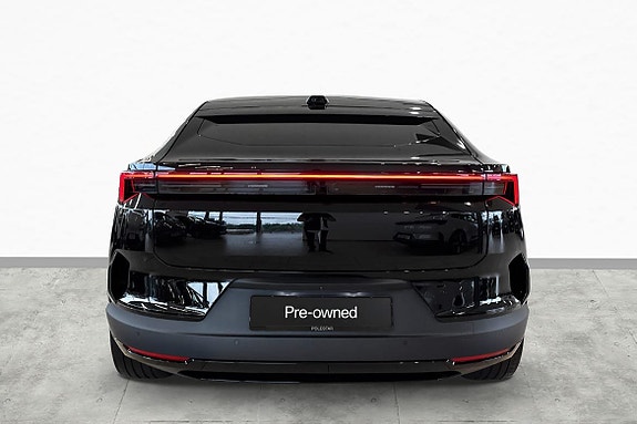 Polestar 4 5 of 30