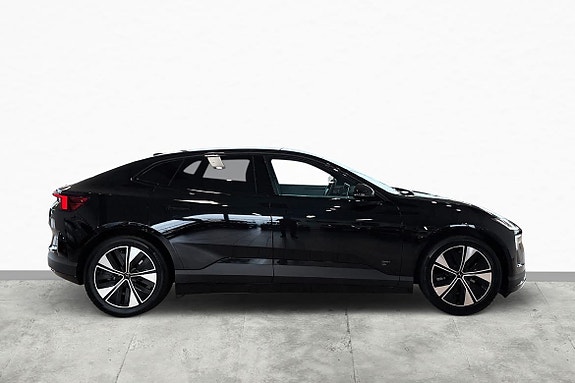 Polestar 4 4 of 30