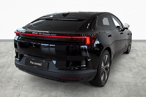 Polestar 4 9 of 30