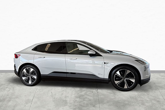 Polestar 4 4 of 5