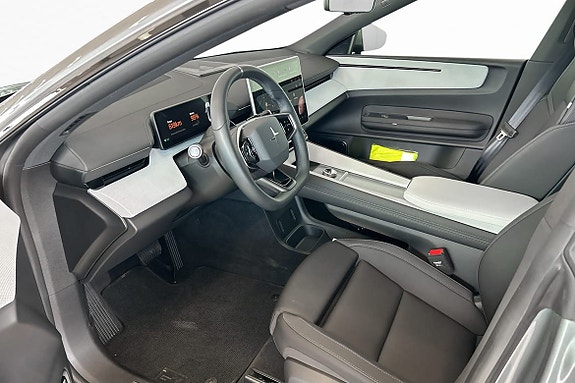 Polestar 4 11 of 30