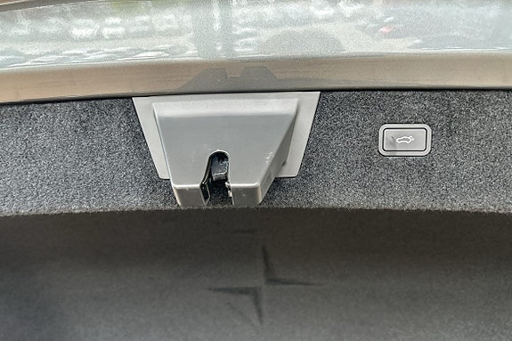 Polestar 4 21 of 30