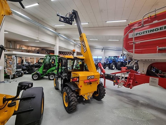 JCB 514-40 3 of 4