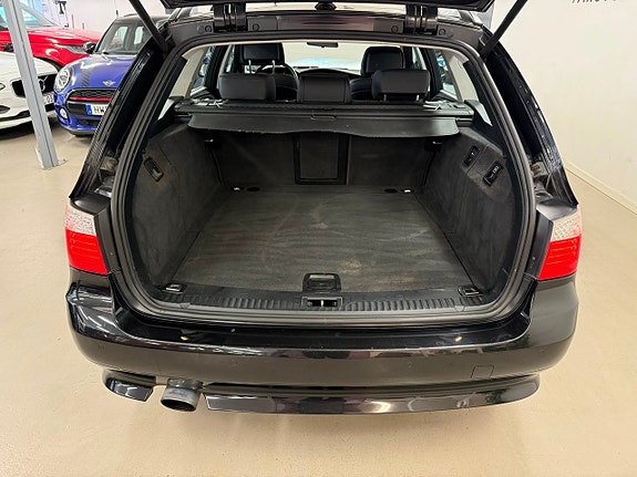 BMW 520i 12 of 27