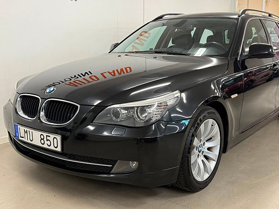 BMW 520i 2 of 5