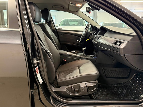 BMW 520i 15 of 27